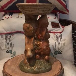 Bunny rabbit plant stand, made of ceramic.